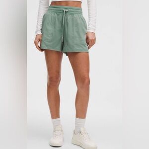 lululemon athletica | Dance Studio HR Short 3.5” | Crater Blue | Size 6